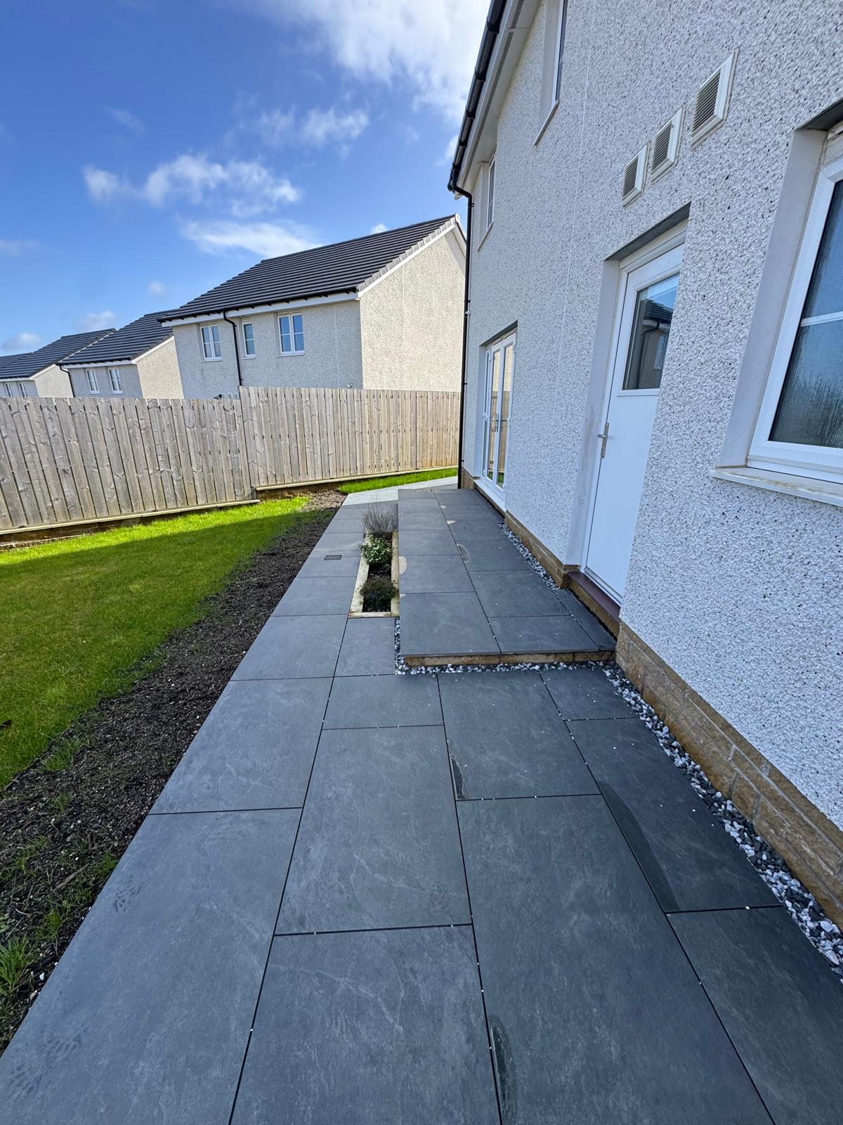 Porcelain paving Glasgow by Lenzie Landscapes